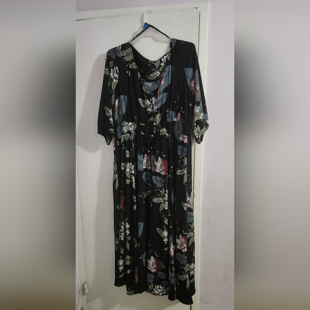 City Chic Floral Dress
